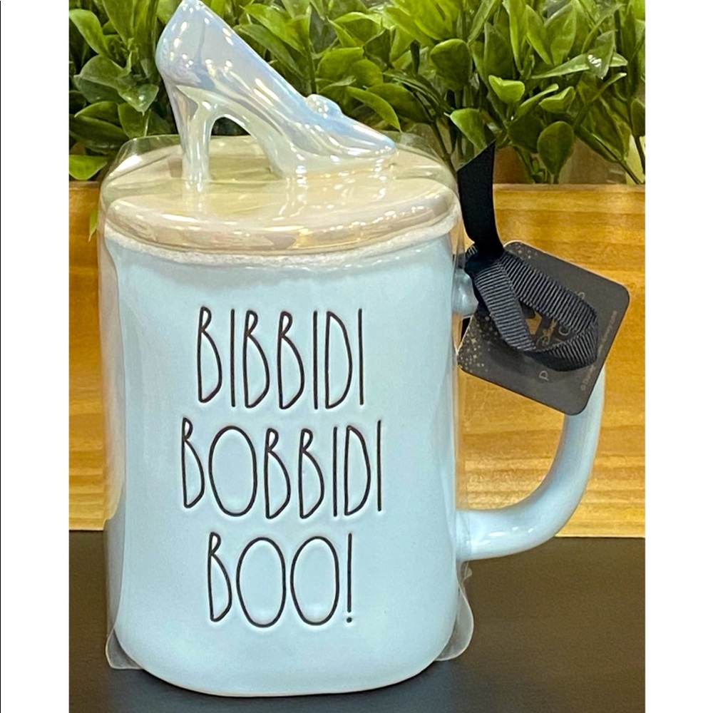 CINDERELLA MUG )RAE DUNN HTF  Light blue mug with glass slipper topper